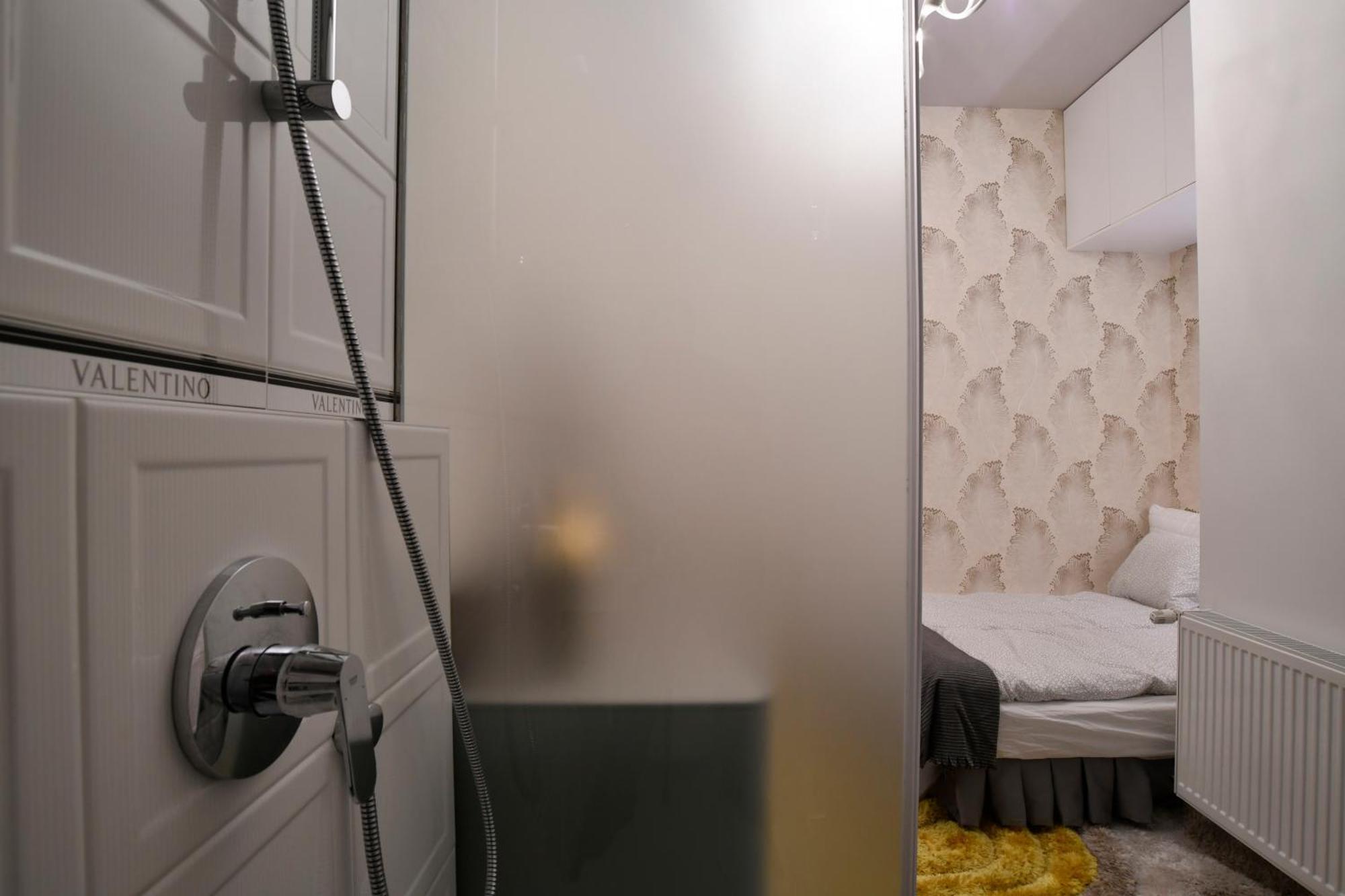 Ferienwohnung Luxuryflat Near Centre On118 Sqm, 3Br,2Bth,8Bed,Ac Budapest Exterior foto